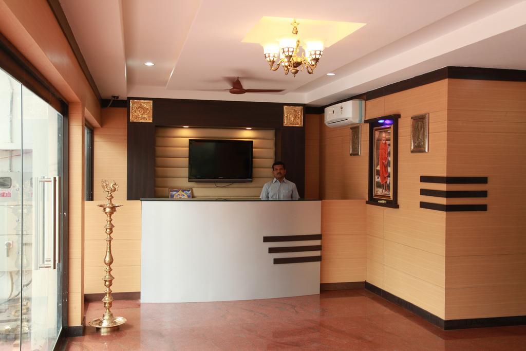 Jeyam Residency, Kumbakonam Hotel Bagian luar foto